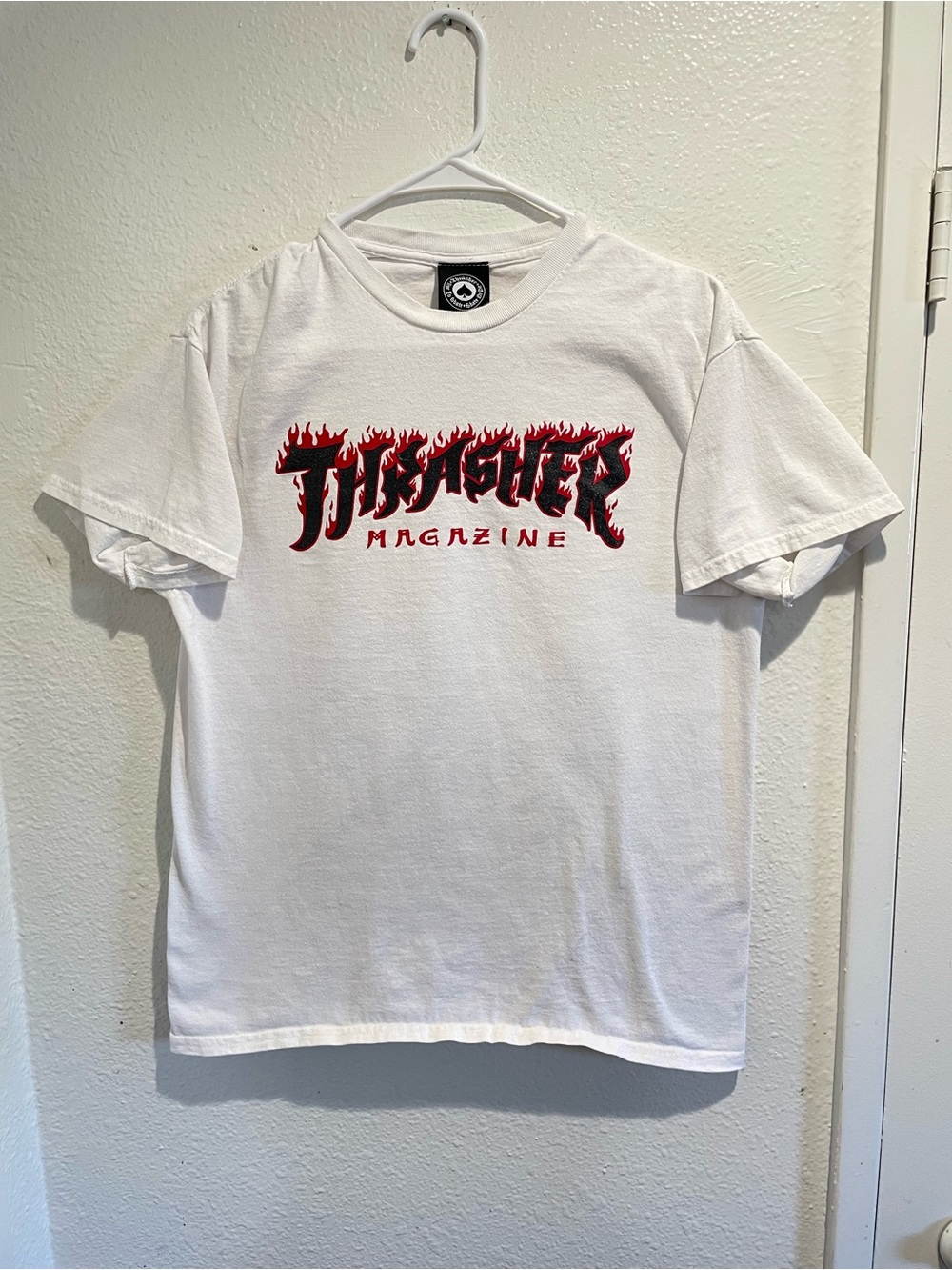 Thrasher Magazine Flame Logo Skateboard Graphic Tee White Men's M